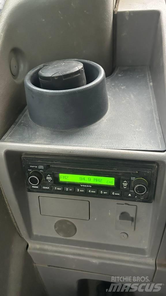 Volvo EW 140 C Pyöräkaivukoneet