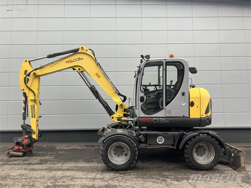 Wacker Neuson 9503 Pyöräkaivukoneet