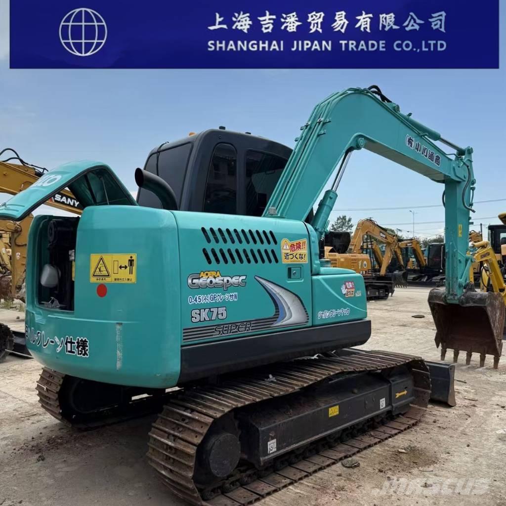 Kobelco SK 75 Midikaivukoneet 7t - 12t