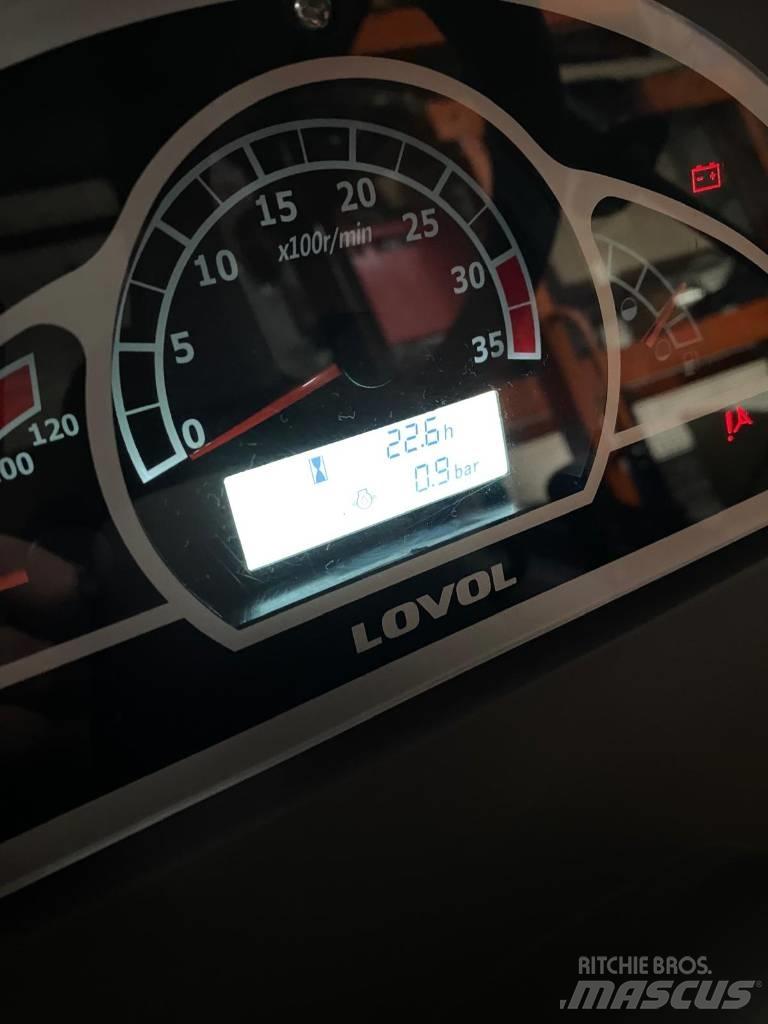 Lovol M404C Taajamatraktorit