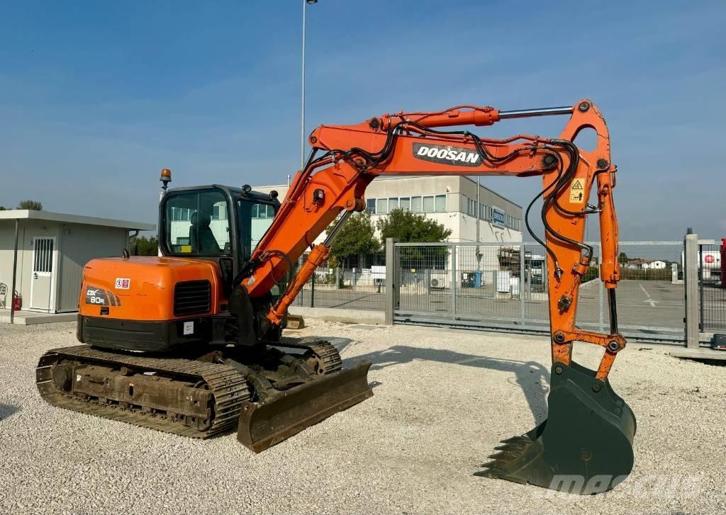 Doosan DX 80 R Midikaivukoneet 7t - 12t