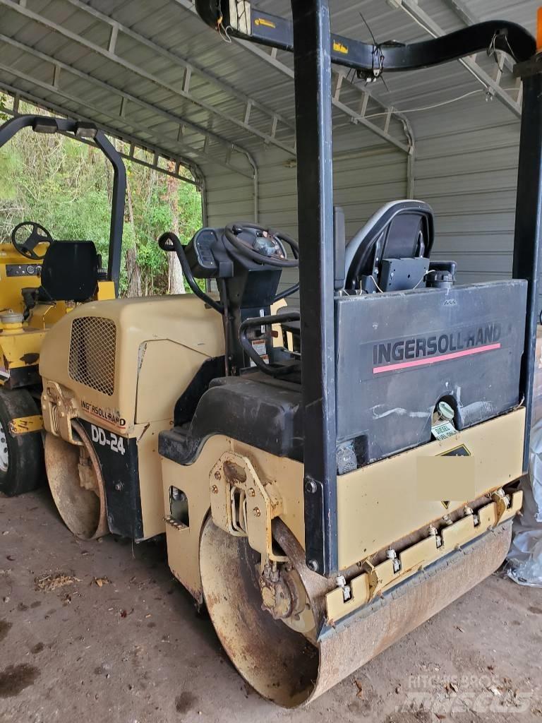 Ingersoll Rand DD 24 Tandemjyrät