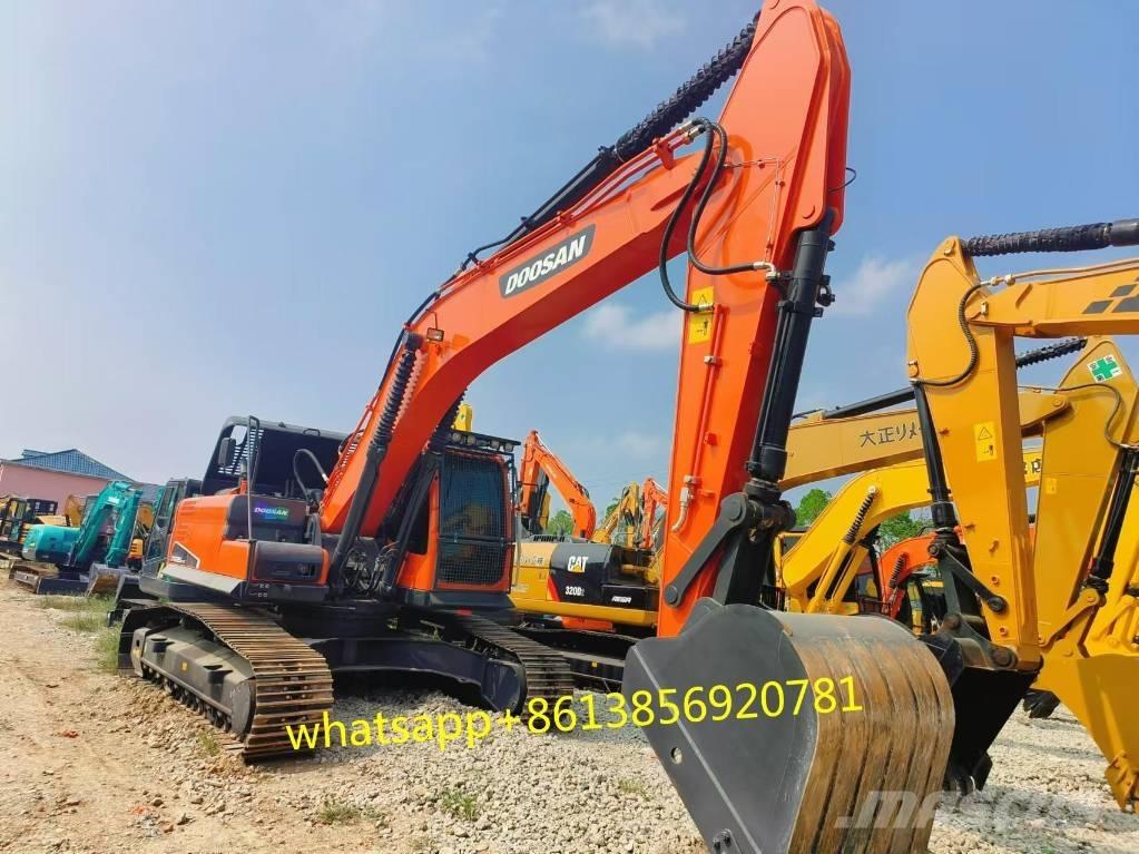 Doosan DX 225 Telakaivukoneet