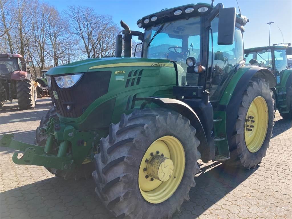 John Deere 6155 R Traktorit