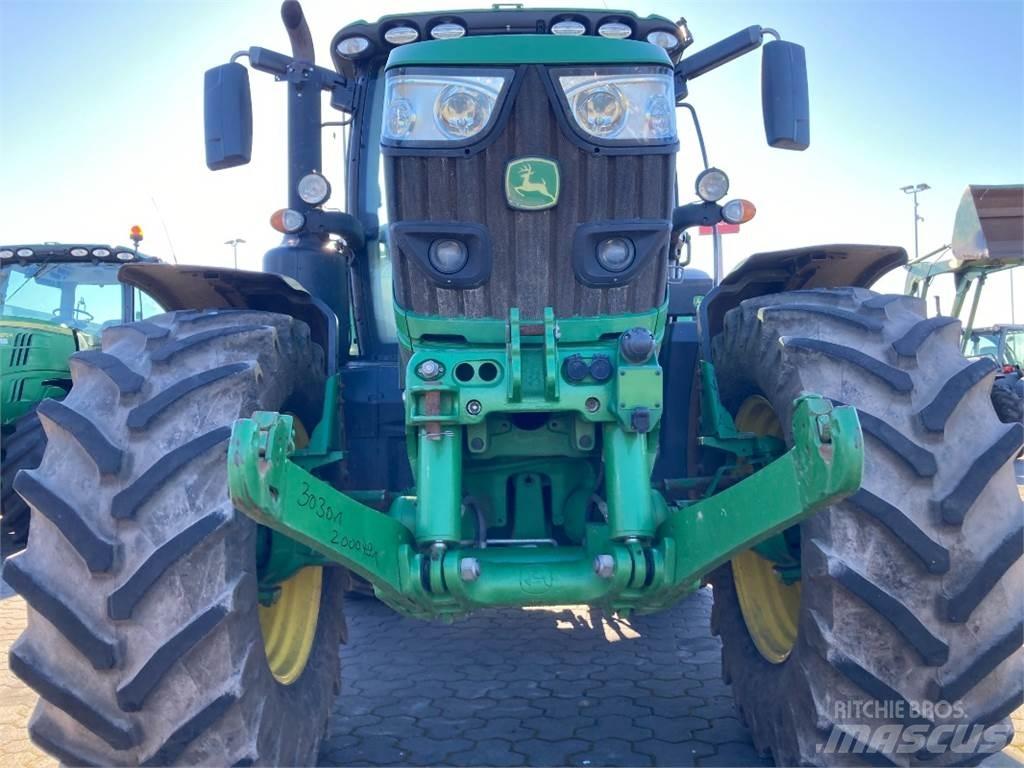John Deere 6155 R Traktorit