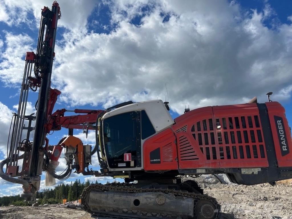 Sandvik DX 800i Avolouhintaporauslaitteet