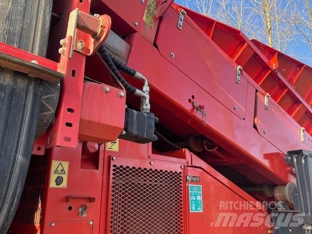 Terex Finlay 883+ Seulat
