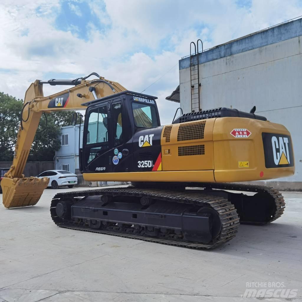 CAT 325D Telakaivukoneet