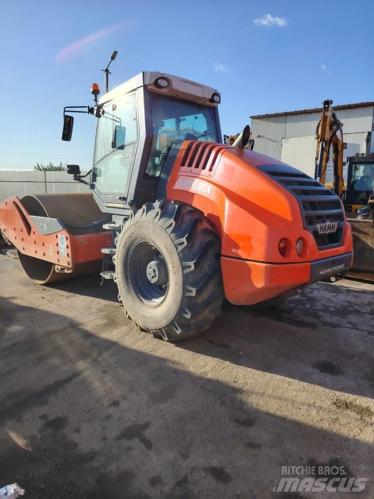 Hamm H13 Yksivalssijyrät