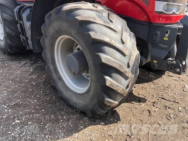 Massey Ferguson 7624 Traktorit