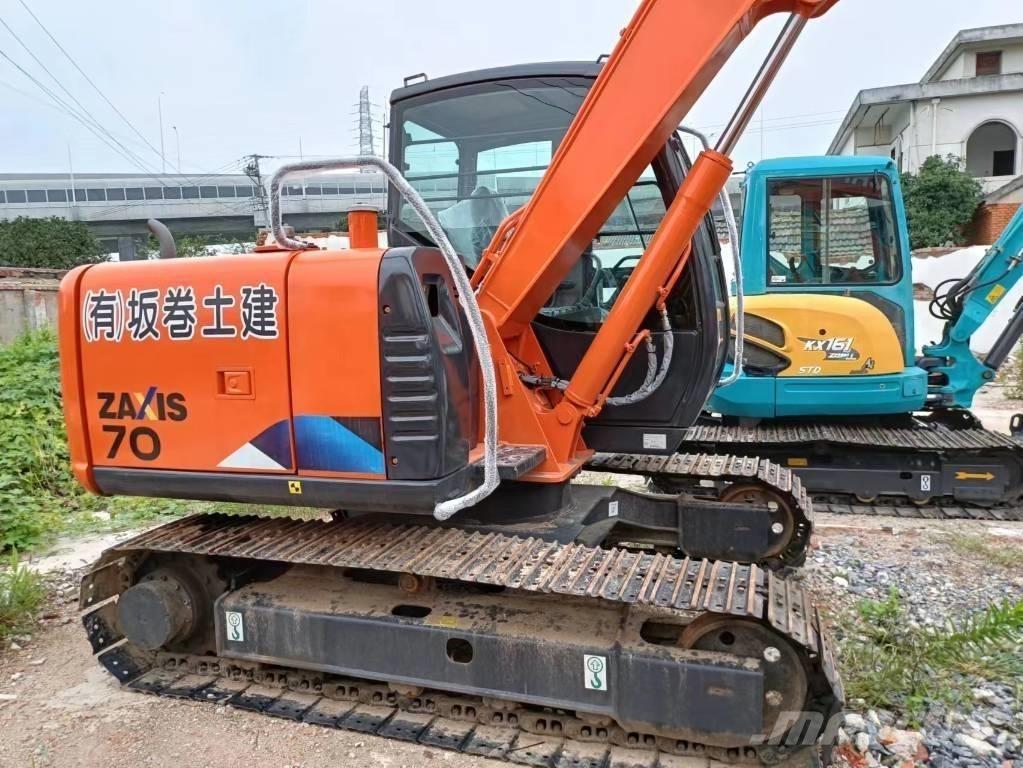 Hitachi ZX70 Minikaivukoneet < 7t