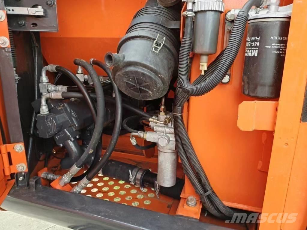 Hitachi ZX70 Minikaivukoneet < 7t