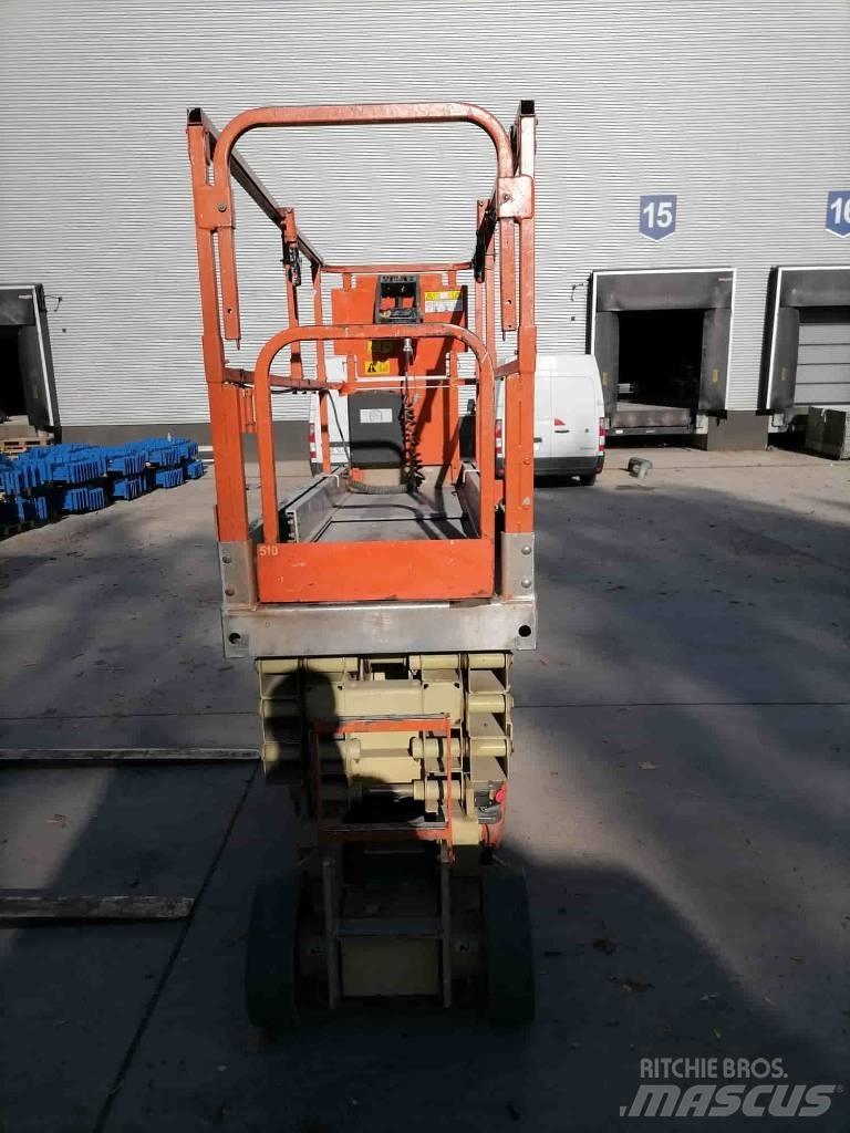 JLG 2630 ES Saksilavat
