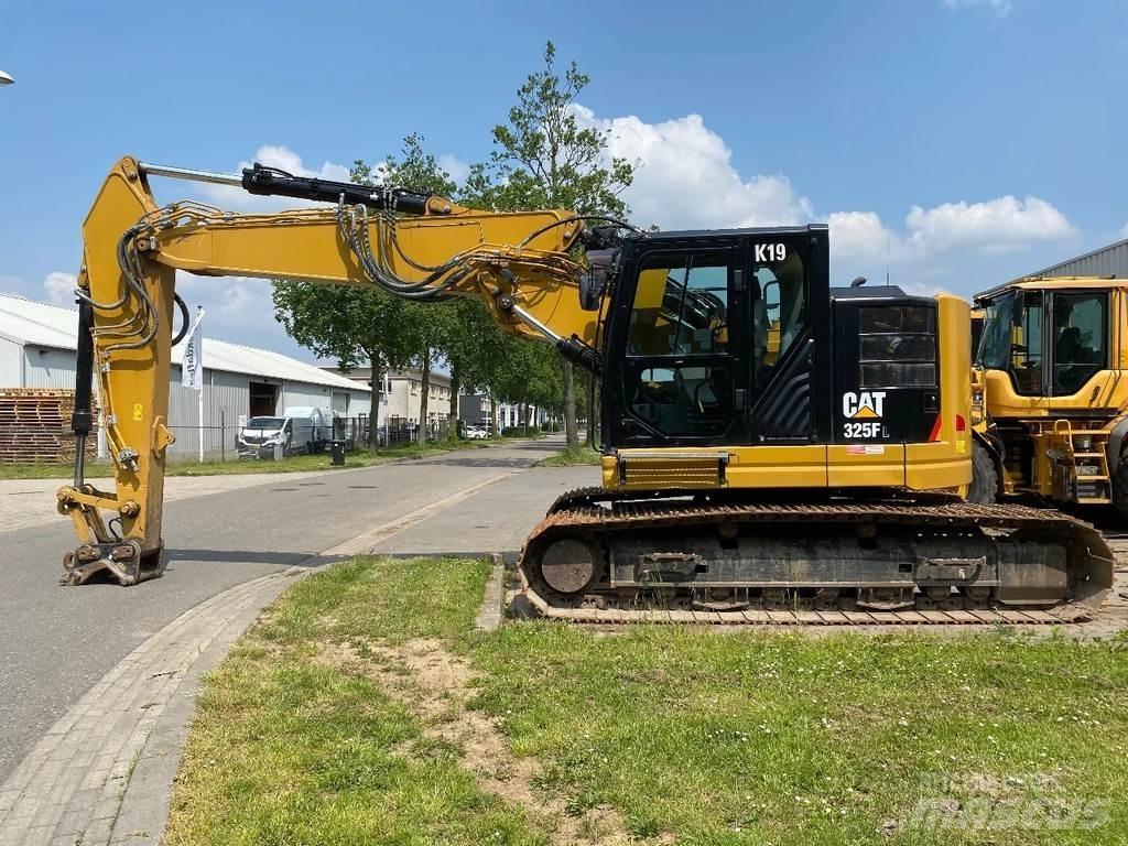 CAT 325F Telakaivukoneet
