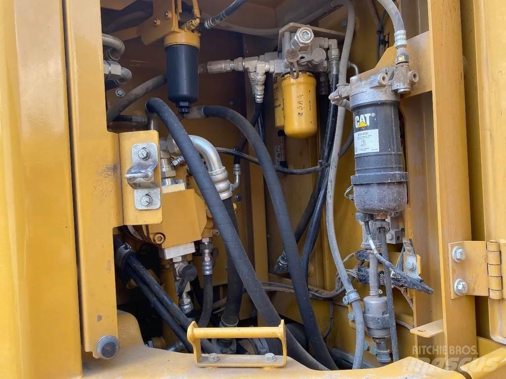 CAT 325F Telakaivukoneet