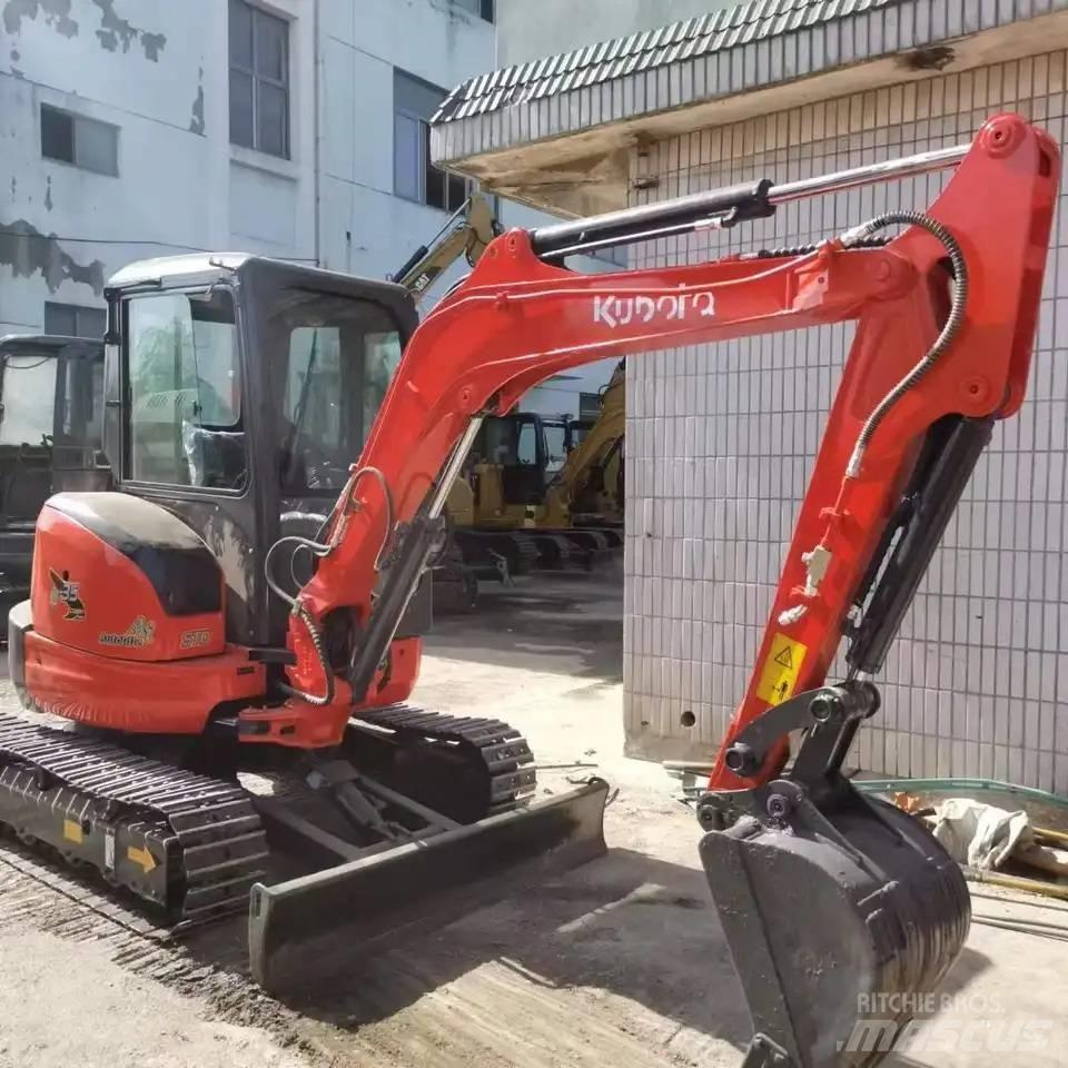 Kubota U35 Minikaivukoneet < 7t