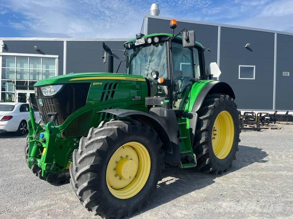 John Deere 6195 M Traktorit
