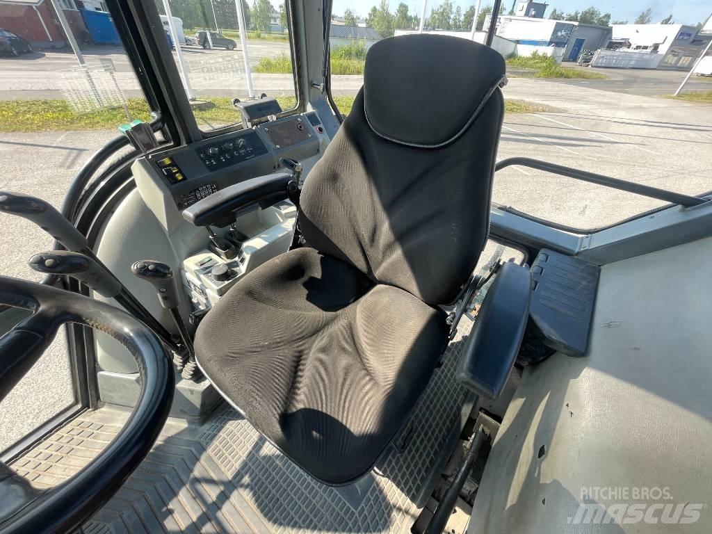 Valmet 6900 Traktorit