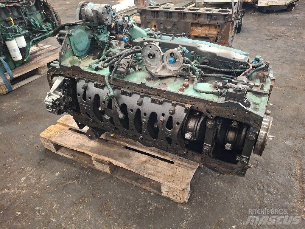 Volvo D12D420 Moottorit