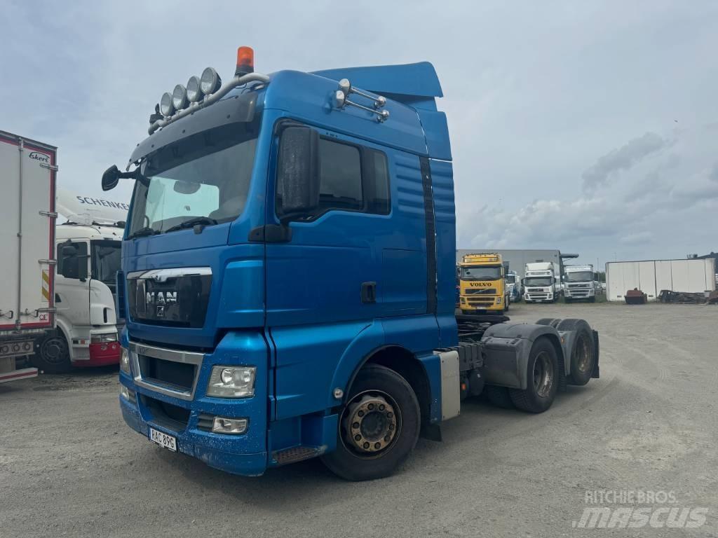 MAN TGX 28.480 6X2 Vetopöytäautot