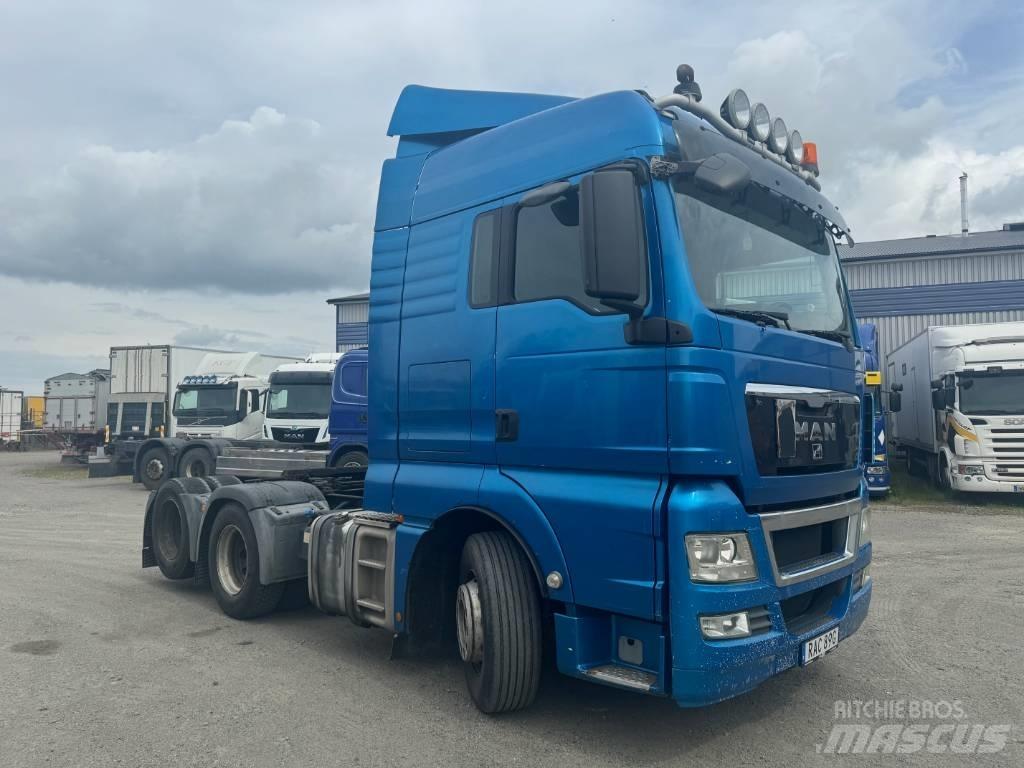 MAN TGX 28.480 6X2 Vetopöytäautot