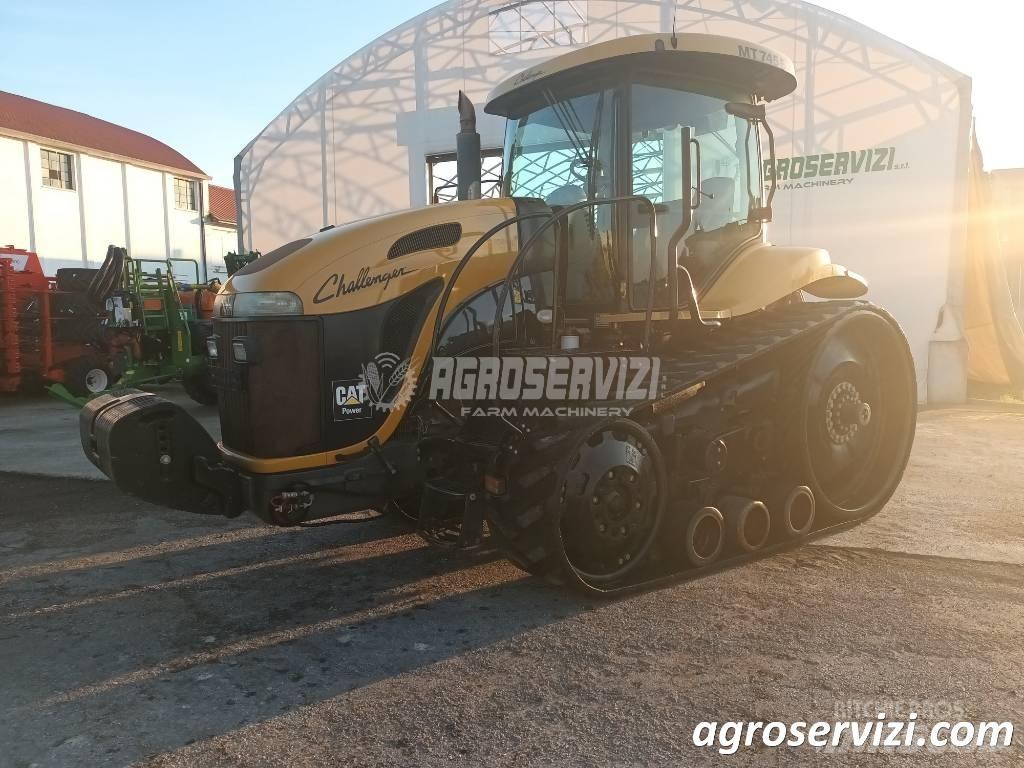 Challenger 745 B Traktorit