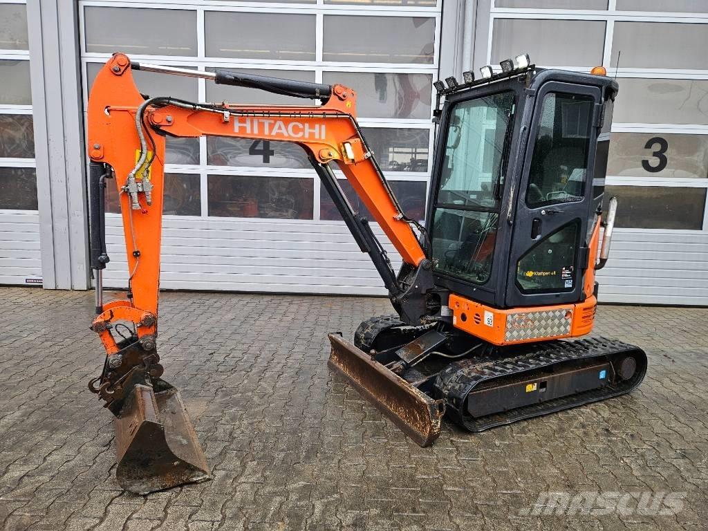 Hitachi ZX26U Minikaivukoneet < 7t