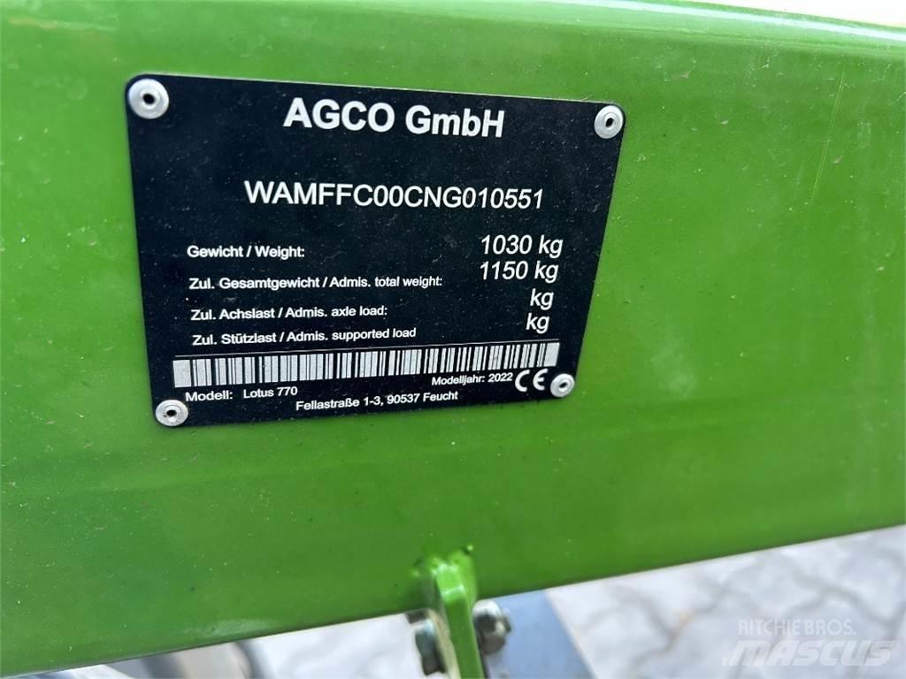 Fendt Lotus 770 Pöyhimet ja haravat