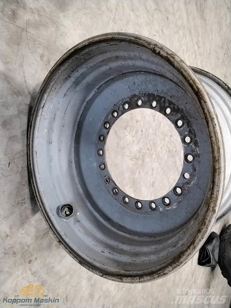 Valmet 941 20x34 Renkaat ja vanteet