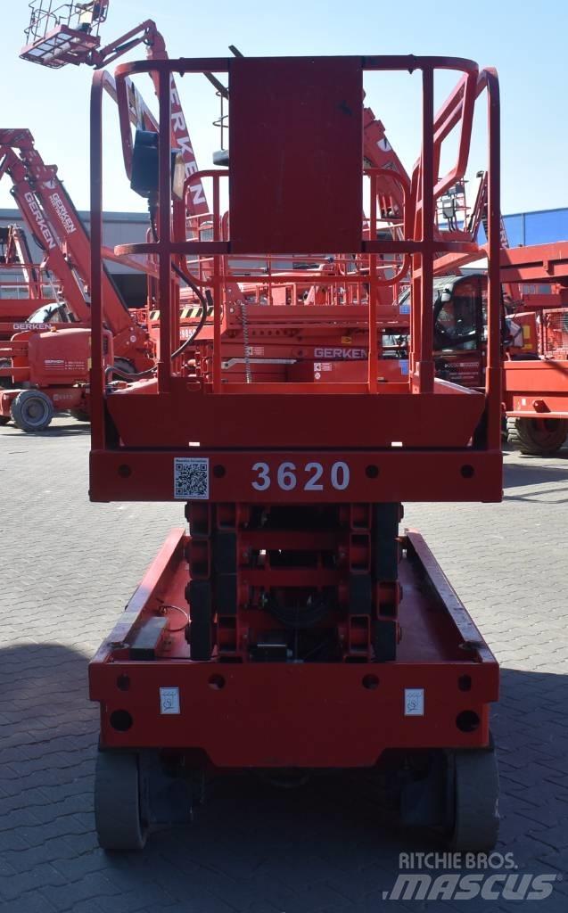 Haulotte Compact 12 Saksilavat