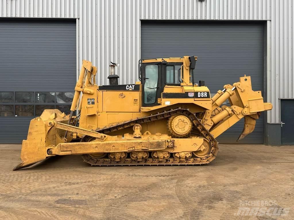 CAT D8R series II Telaketjupuskutraktorit