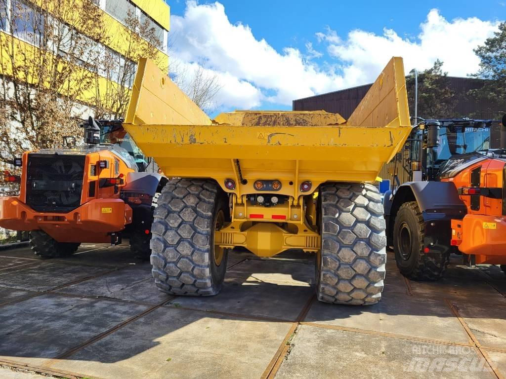 Bell B30E 4x4 Dumpperit