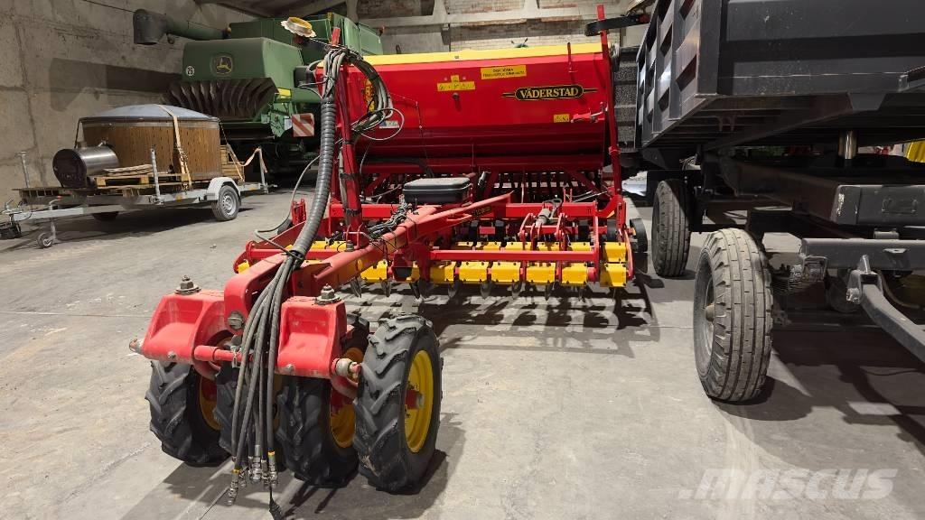 Väderstad Rapid300S Kylvökoneet