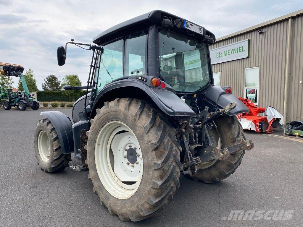 Valtra N92 HITECH Traktorit