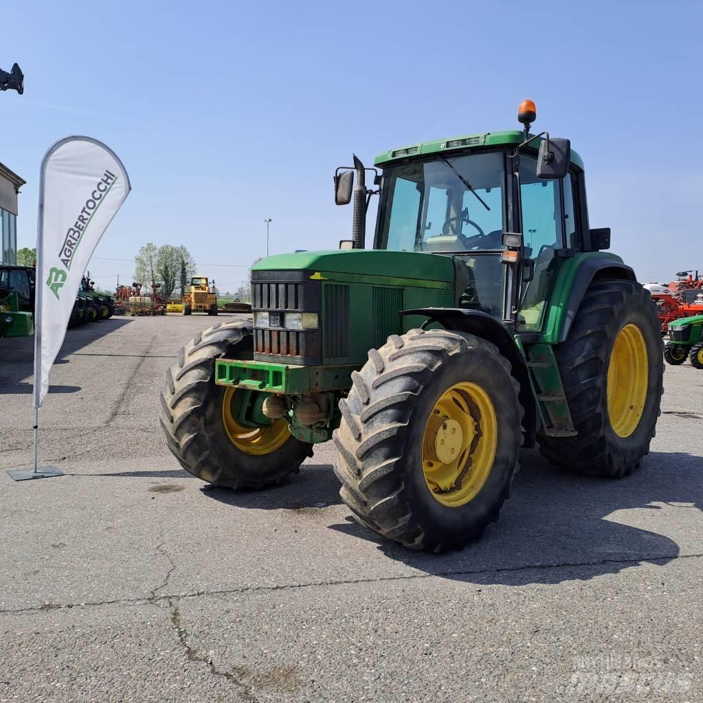 John Deere 6910 Traktorit