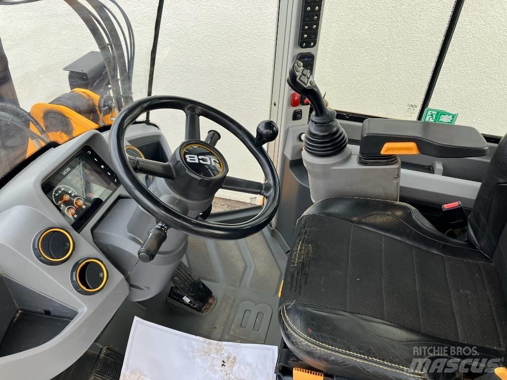 JCB 413S Pyöräkuormaajat
