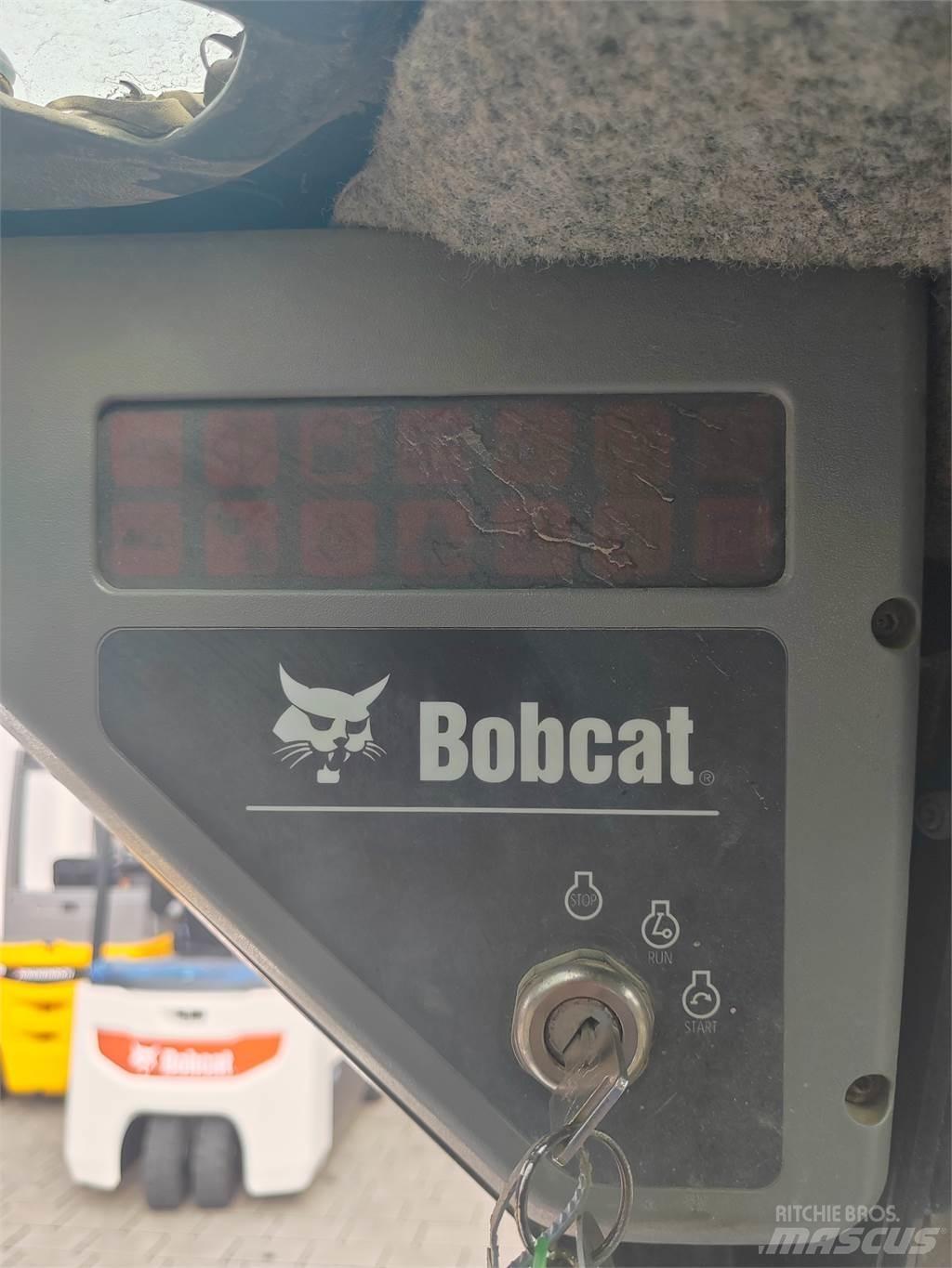Bobcat T140 Telakaivukoneet