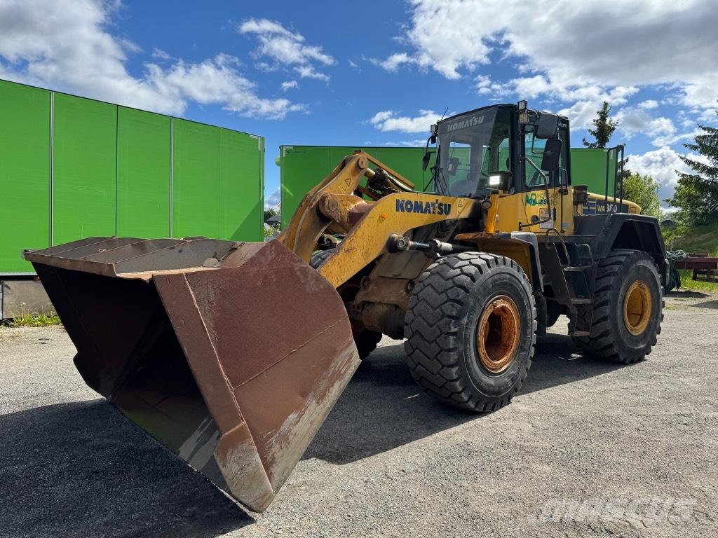Komatsu WA 380 Pyöräkuormaajat