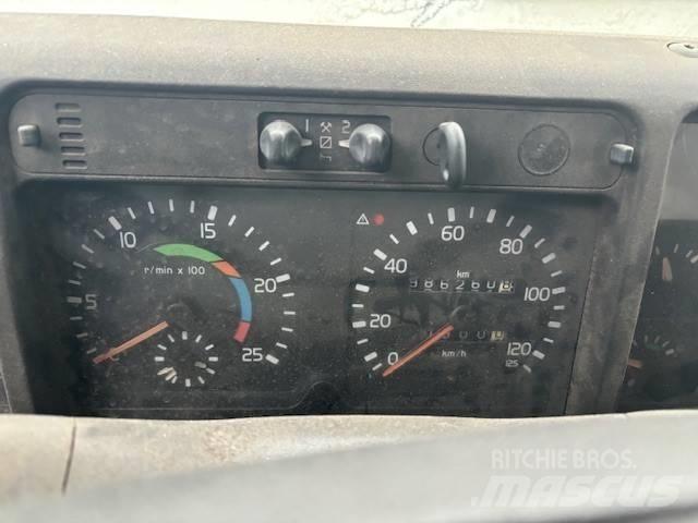 Volvo FH 12 Vetopöytäautot