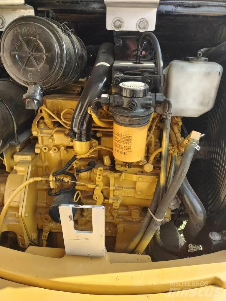 CAT 305 CR Minikaivukoneet < 7t