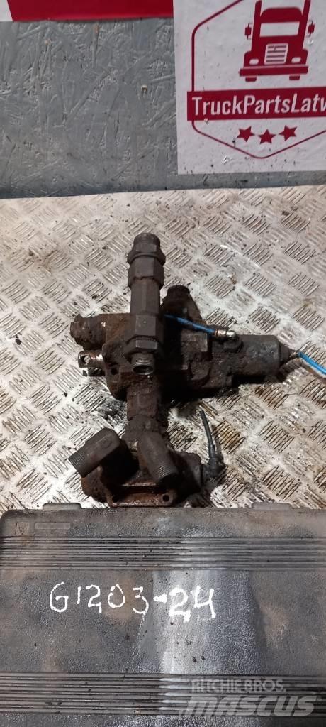 Scania 93 divider Hydrauliikka