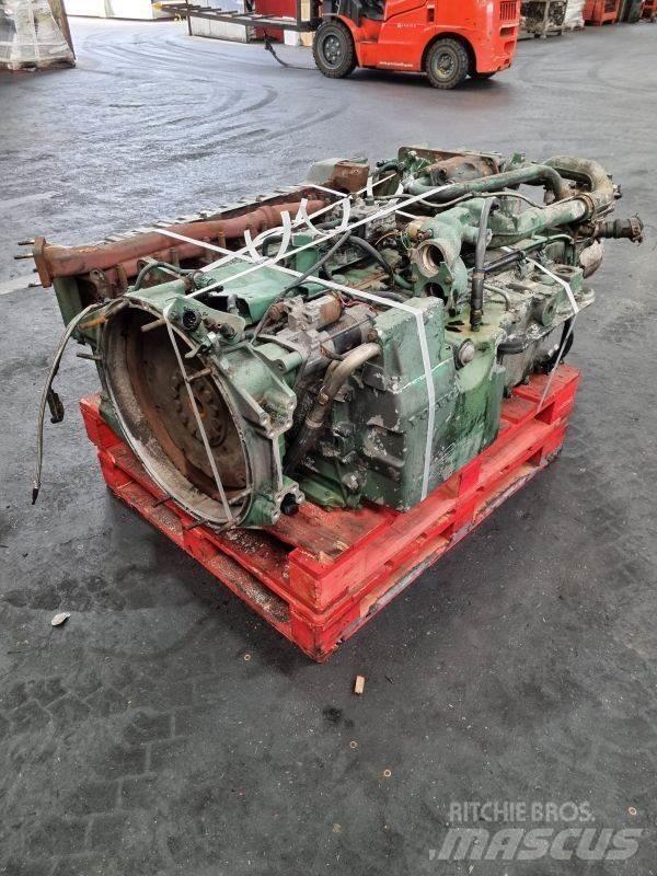 Volvo DH12D Moottorit