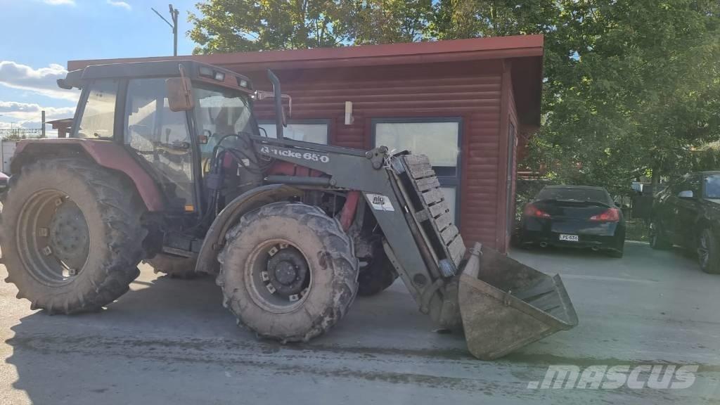 CASE 5130 Traktorit