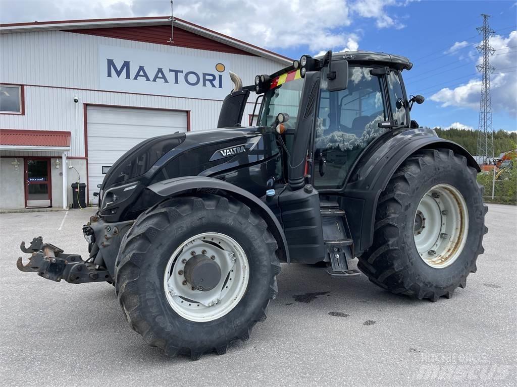 Valtra T234 A Traktorit