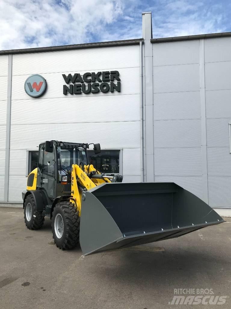 Wacker Neuson WL54 Monitoimityökoneet