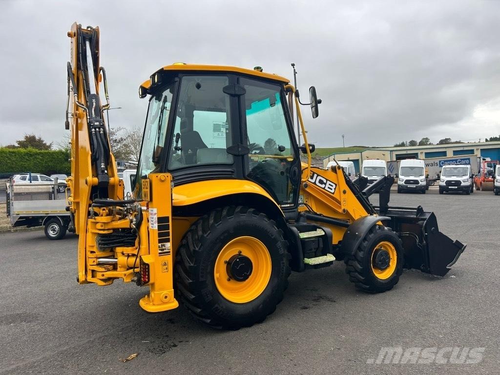 JCB 3CX 81kW / 108 BHP Kaivurikuormaajat
