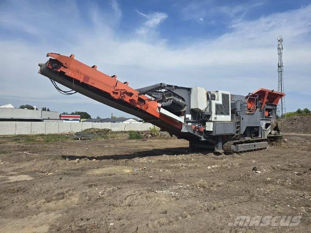 Sandvik QJ 341 Mobiilimurskaimet