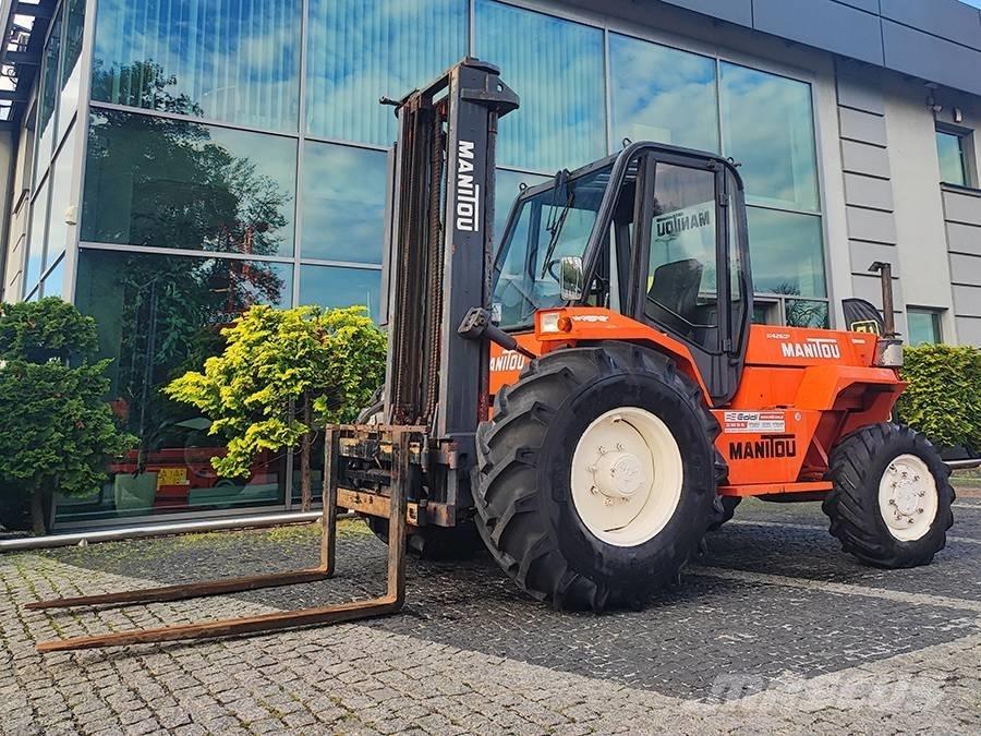 Manitou M 426 CP Maastotrukit