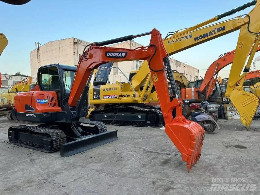 Doosan DX60-9C Minikaivukoneet < 7t