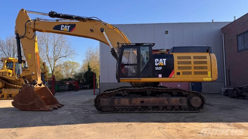 CAT 352 F Telakaivukoneet